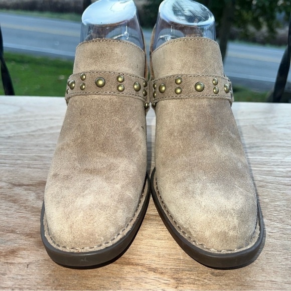Born Slingback Mules Womens 7 Suede Leather Studded Taupe Harness Buckle… - Picture 3 of 11